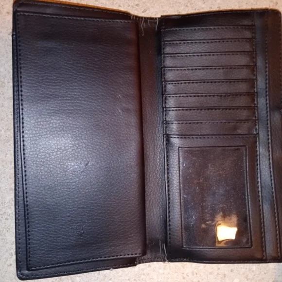 Wallet - Picture 4 of 8